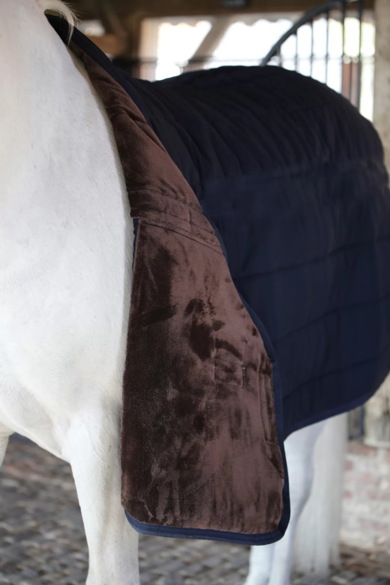 kentucky Granatowa Derka Ocieplajaca Horsewear Under Rug Skin Friendly, 150G